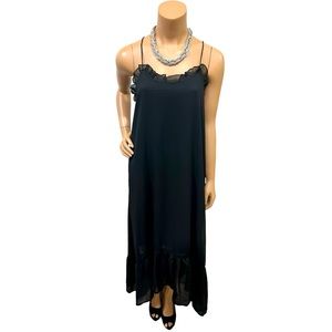 Radiant, black, spaghetti strap dress 👗🛍️✨💕